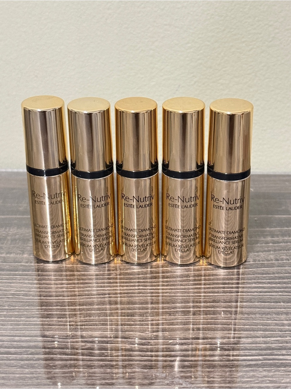 Estee Lauder Re-Nutriv Ultimate Diamond serum mini size 5ml*5